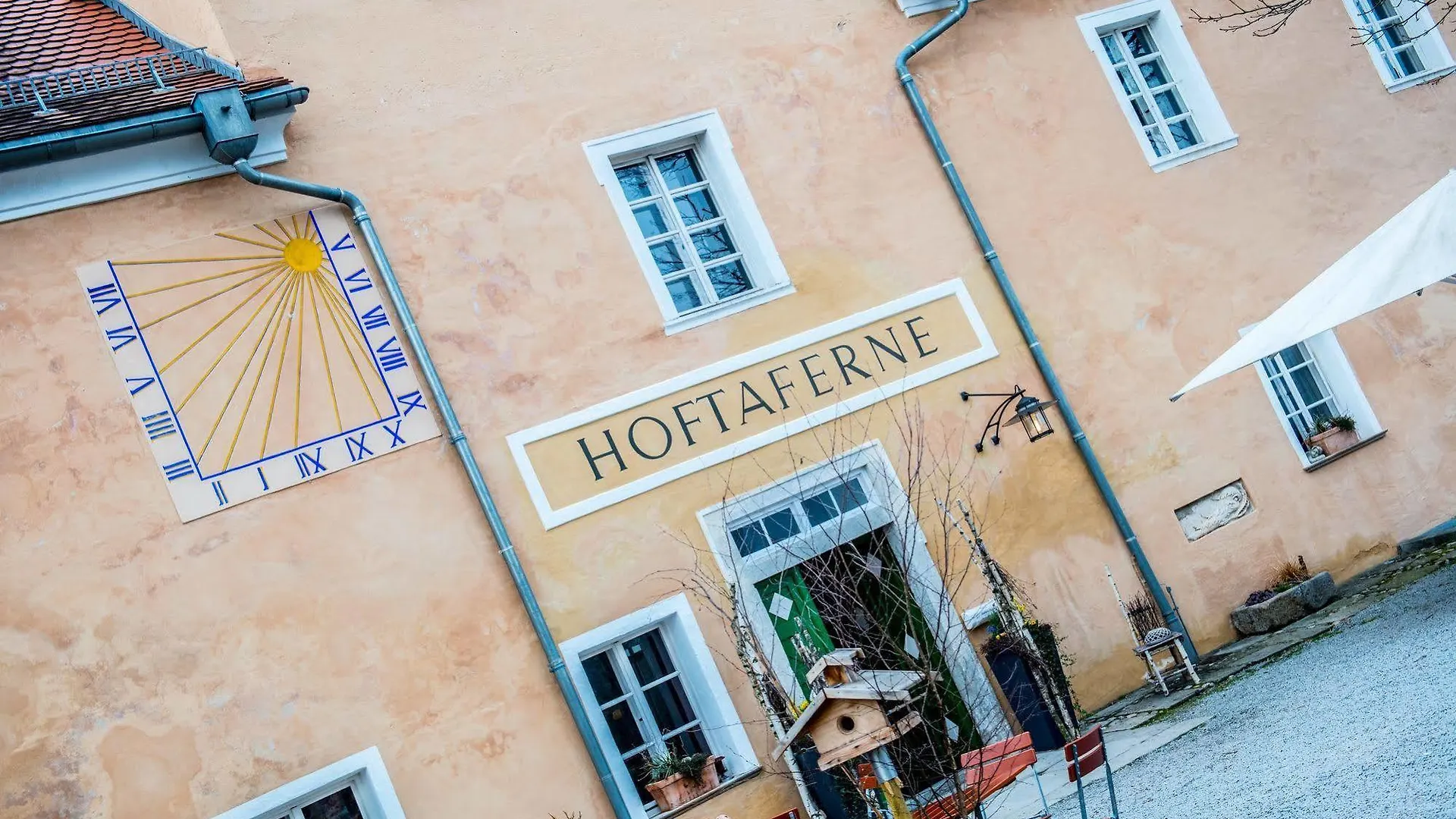 Hotel Schloss Neuburg - Hoftaferne location
